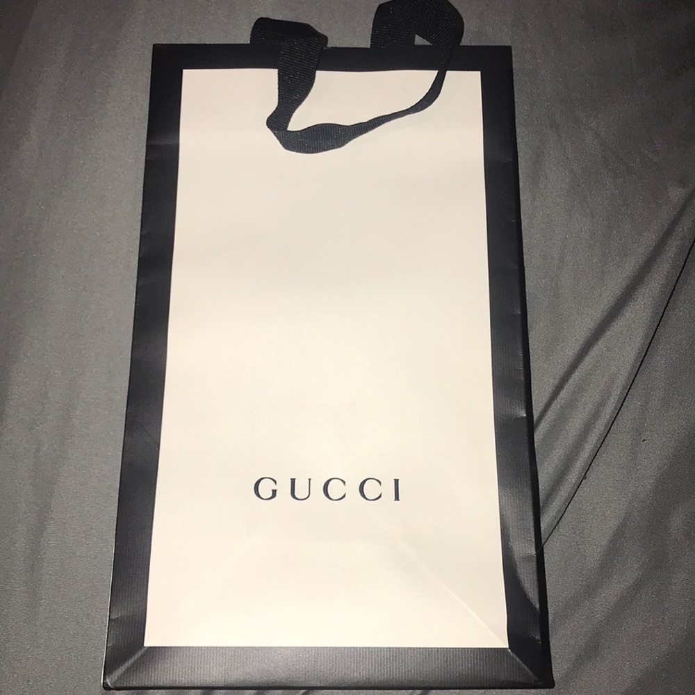 Gucci shopping bag